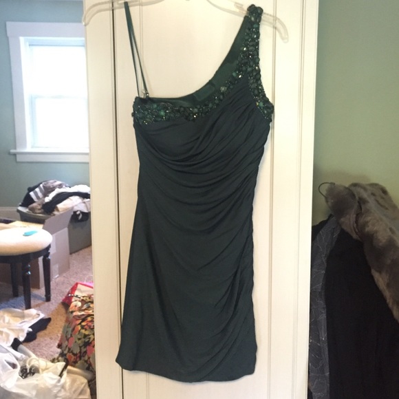 Stunning emerald green cocktail dress with beading