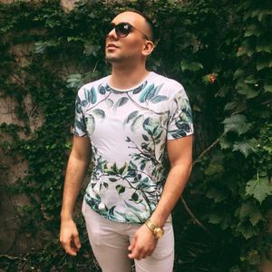 Meet your Posher, Stephen