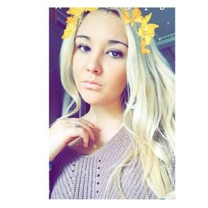 Meet your Posher, Carly