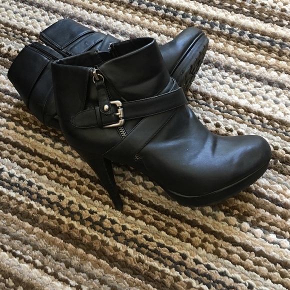 Guess Booties