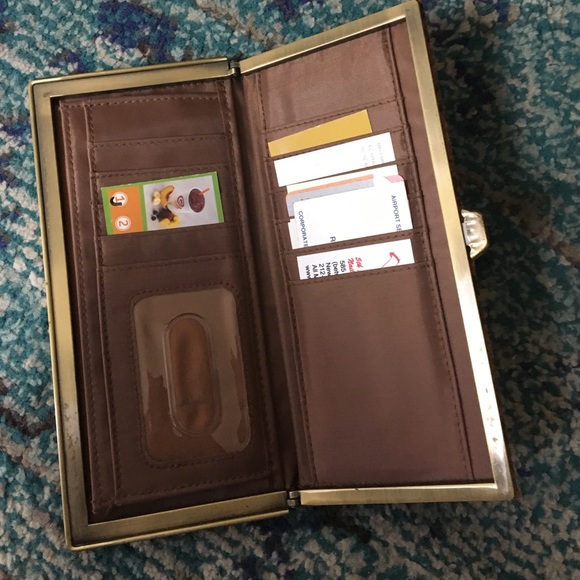 Faux snakeskin wallet - Picture 2 of 3