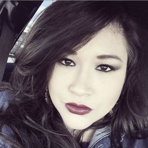 Meet your Posher, Leanna