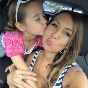 Meet your Posher, Jeanette