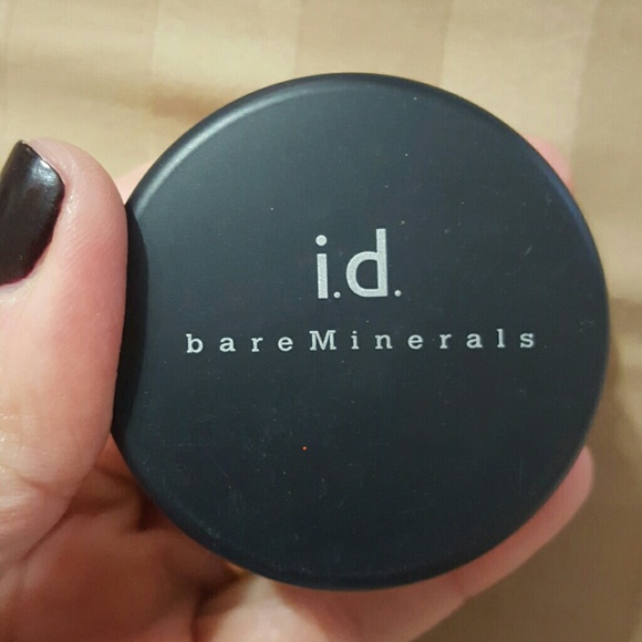 Bare Minerals love radiance all over face color