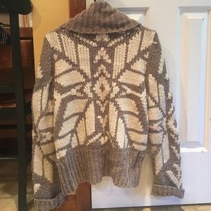American Eagle sweater