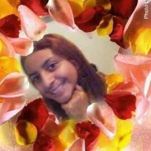 Meet your Posher, Crystal