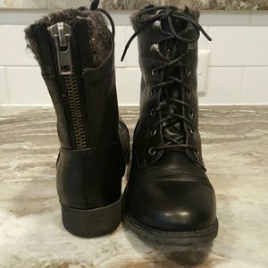 Madden Girl Rummer Lace Up Combat Boots Size 7