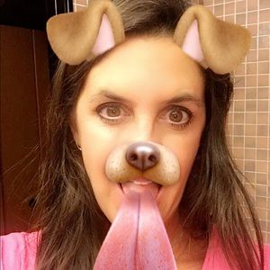 Meet your Posher, Holly