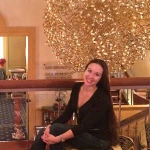 Meet your Posher, Anna