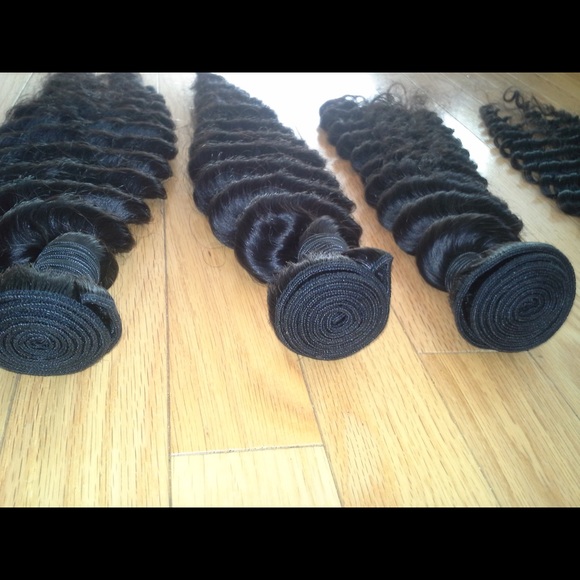 ✨LUXURY DEEP WAVE BRAZILIAN HAIR BUNDLE + FRONTAL✨