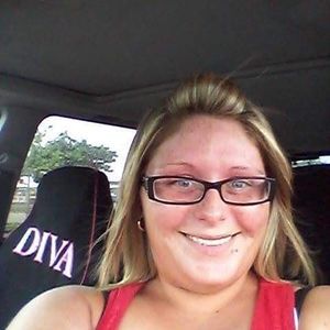 Meet your Posher, Casey