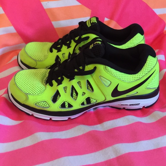 Nike duel fusion volt /blk