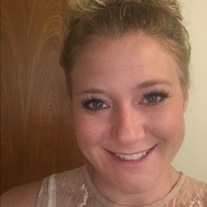 Meet your Posher, Lindsay
