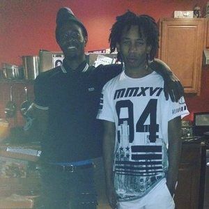 Meet your Posher, Deandre