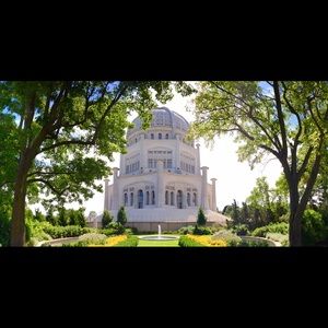 Meet your Posher, Moet