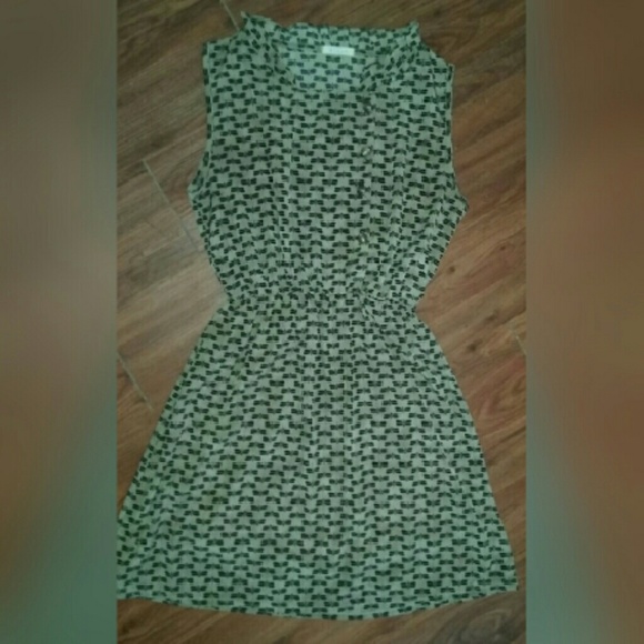Square neck beige dragonfly dress