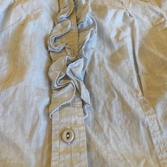 Ruffled button up - Picture 3 of 4