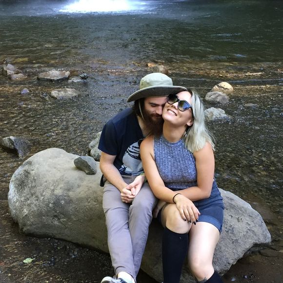 Meet your Posher, Cassandra