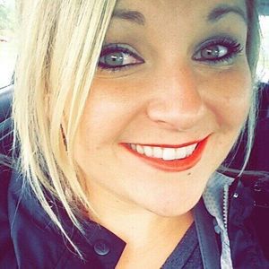 Meet your Posher, Katelyn