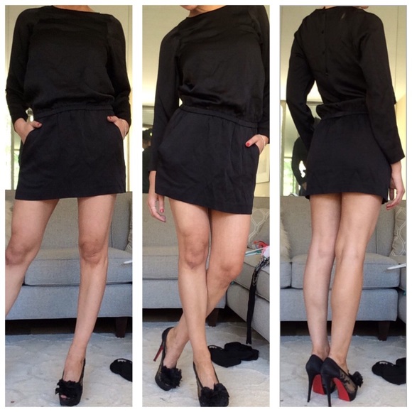 SOLD ON AKZNYC - Picture 3 of 4