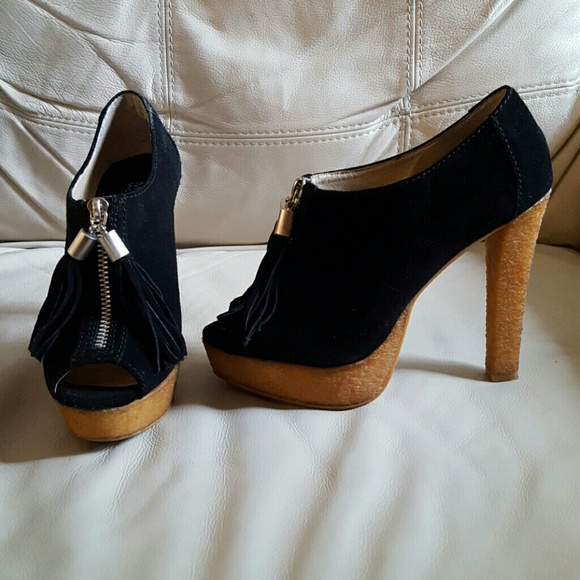 Michael Kors Dakota Platform