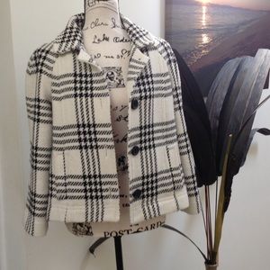 Elegant cropped GAP jacket