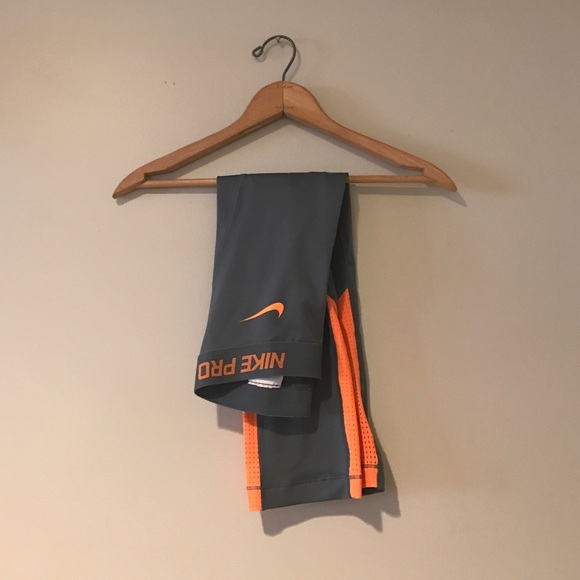 Nike Pants - HUGE SALE♥️Neon Nike Pro Capris
