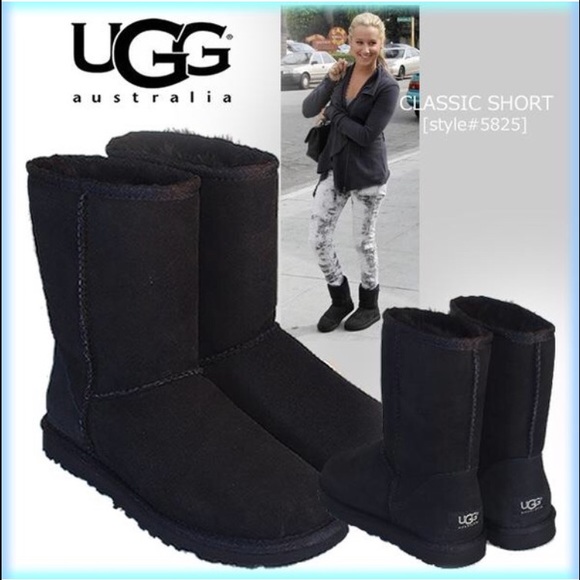 UGG Shoes - Short Black Uggs