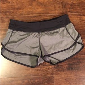 Lululemon speed shorts size 6