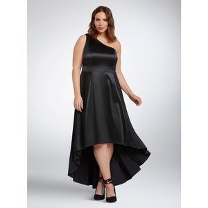 NWT Torrid Special Event One Shoulder Hi-Lo Dress