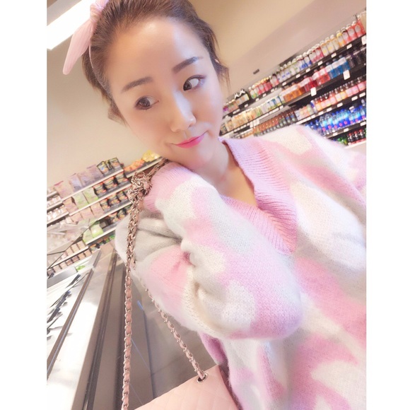 Baby Pink Leopard Pattern Fluffy Sweater!!!! Rare!