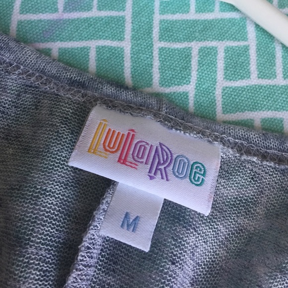 LuLaRoe Lindsay Kimono