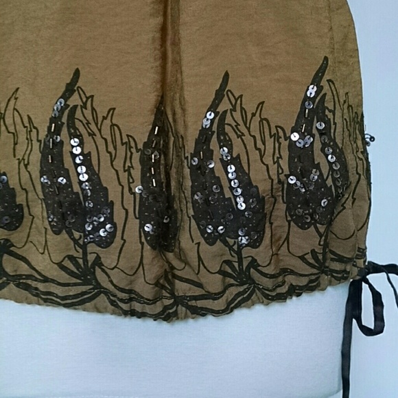 weyton Tank Top - Picture 2 of 3