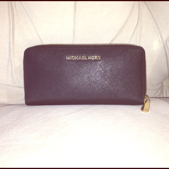 Michael Kors Jet Set Wallet