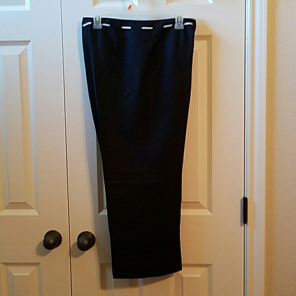 Super Cute Dress Capri