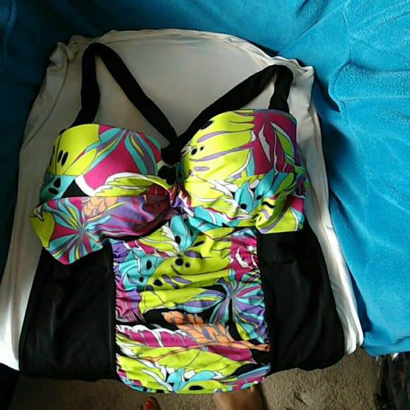 Lane Bryant Tropical Swim Top 44DD