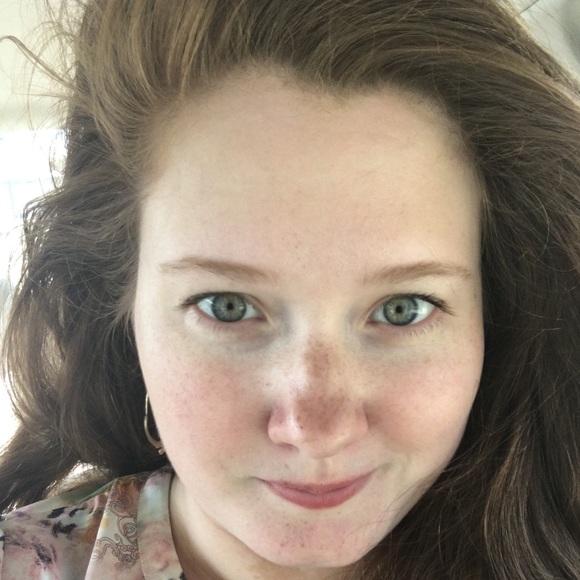 Meet your Posher, Marisa