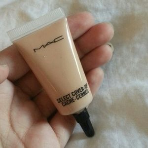 Mac select coverup up