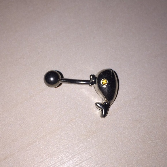 BELLY BUTTON PIERCINGS - Picture 2 of 4