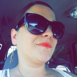 Meet your Posher, Kelli