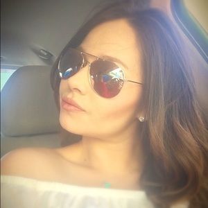 Meet your Posher, Liliana