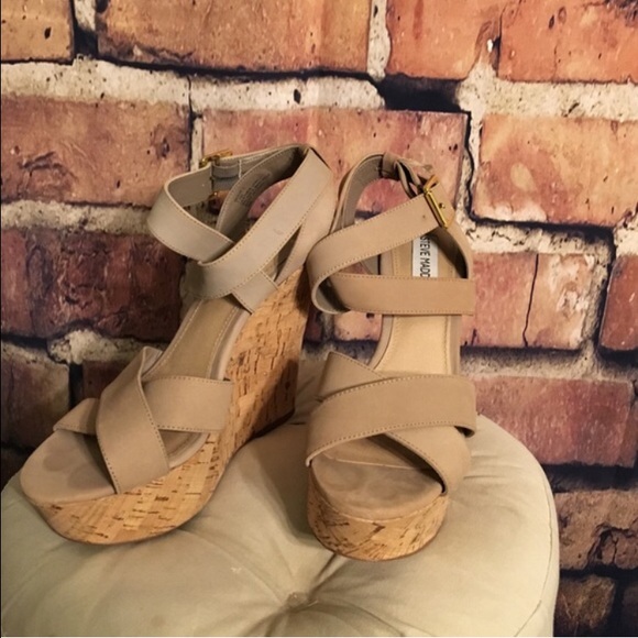 Steve Madden Shoes - HP Steve Madden Sexy Wedges
