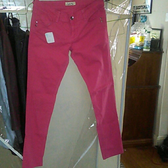 Pink skinny jeans