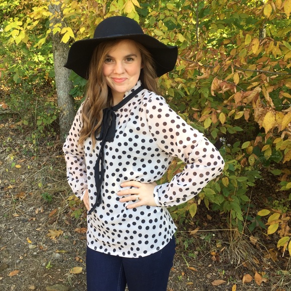 Polka Dot Top - Picture 2 of 4