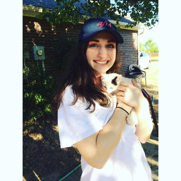 Meet your Posher, Britain