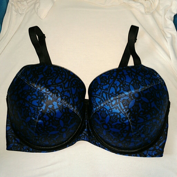 Cacique bra 38 DD satin padded push up underwire