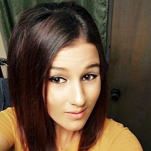 Meet your Posher, Renee