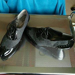 Awesome Black Patent and Tweed Oxfords w Heel