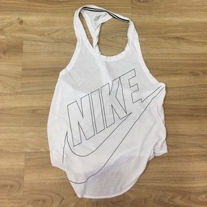 Nike twistback tank