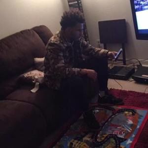 Meet your Posher, Devin